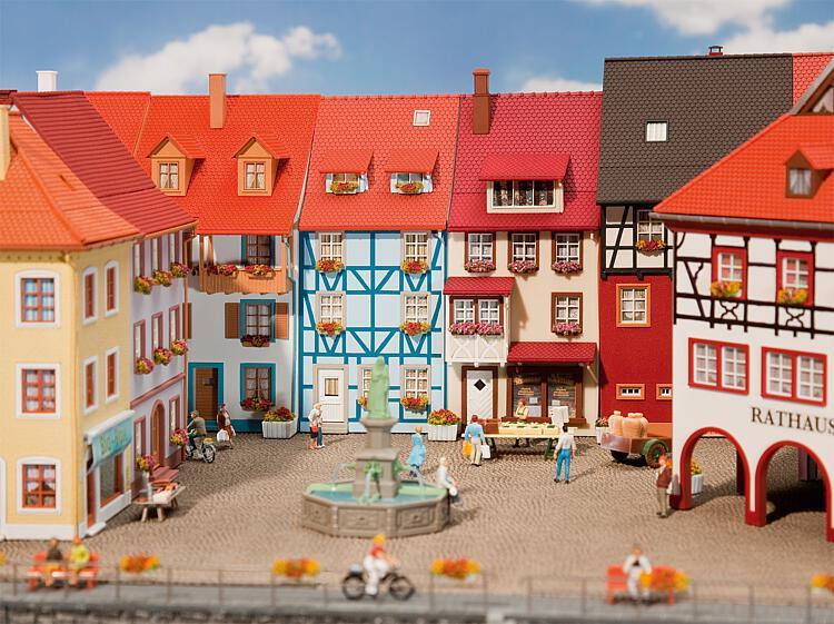 2 maisons de petite ville - HO - FALLER 130495